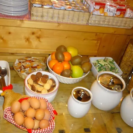 Garni Gimea Hotel