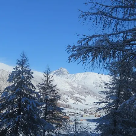 Szálloda Garni Gimea Livigno
